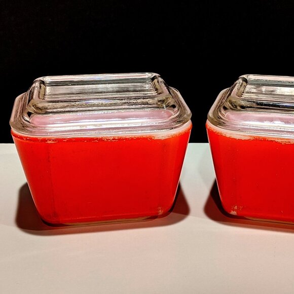 Pyrex 501 Small Red Refrigerator Covered Dishes - Set of 2 - Picture 4 of 9